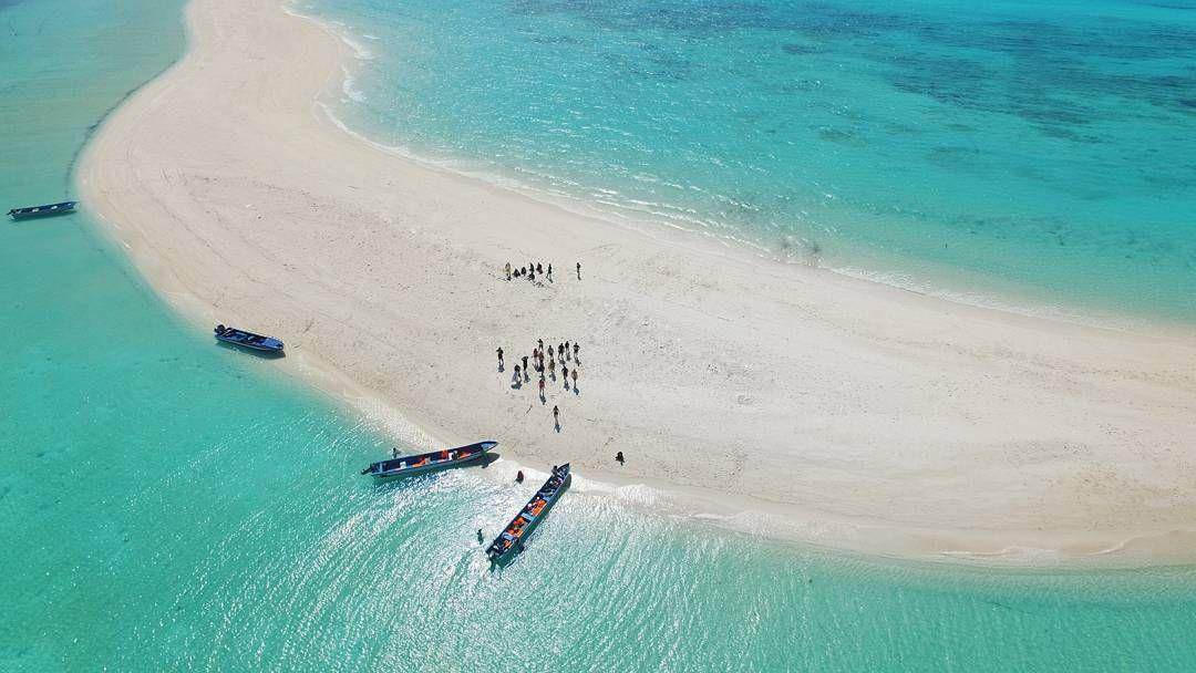 Panduan Lengkap Liburan ke Pantai Ngurtafur Kepulauan Kei Maluku